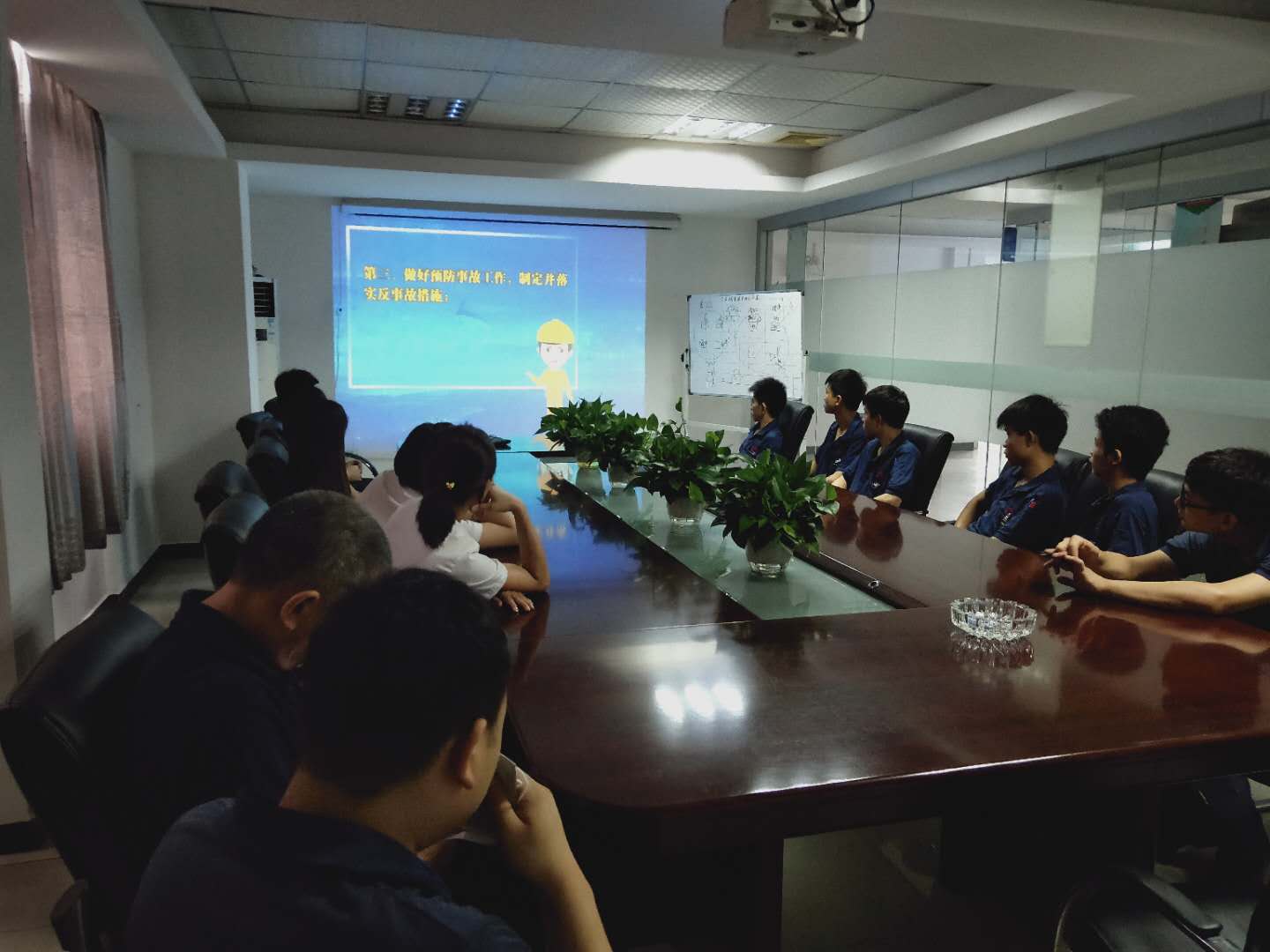 注塑機制造廠家 注塑機制造廠家